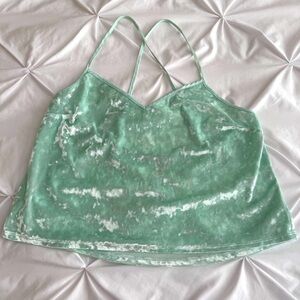 Victoria’s Secret Mint Green Velvet Crop Cami Top Adjust Straps Women’s Med EUC‎
